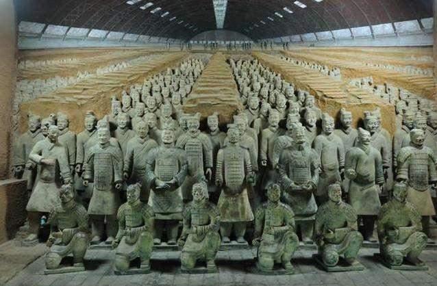 秦朝灭亡前，统一六国的百万大军去哪了，为什么只有章邯20万大军